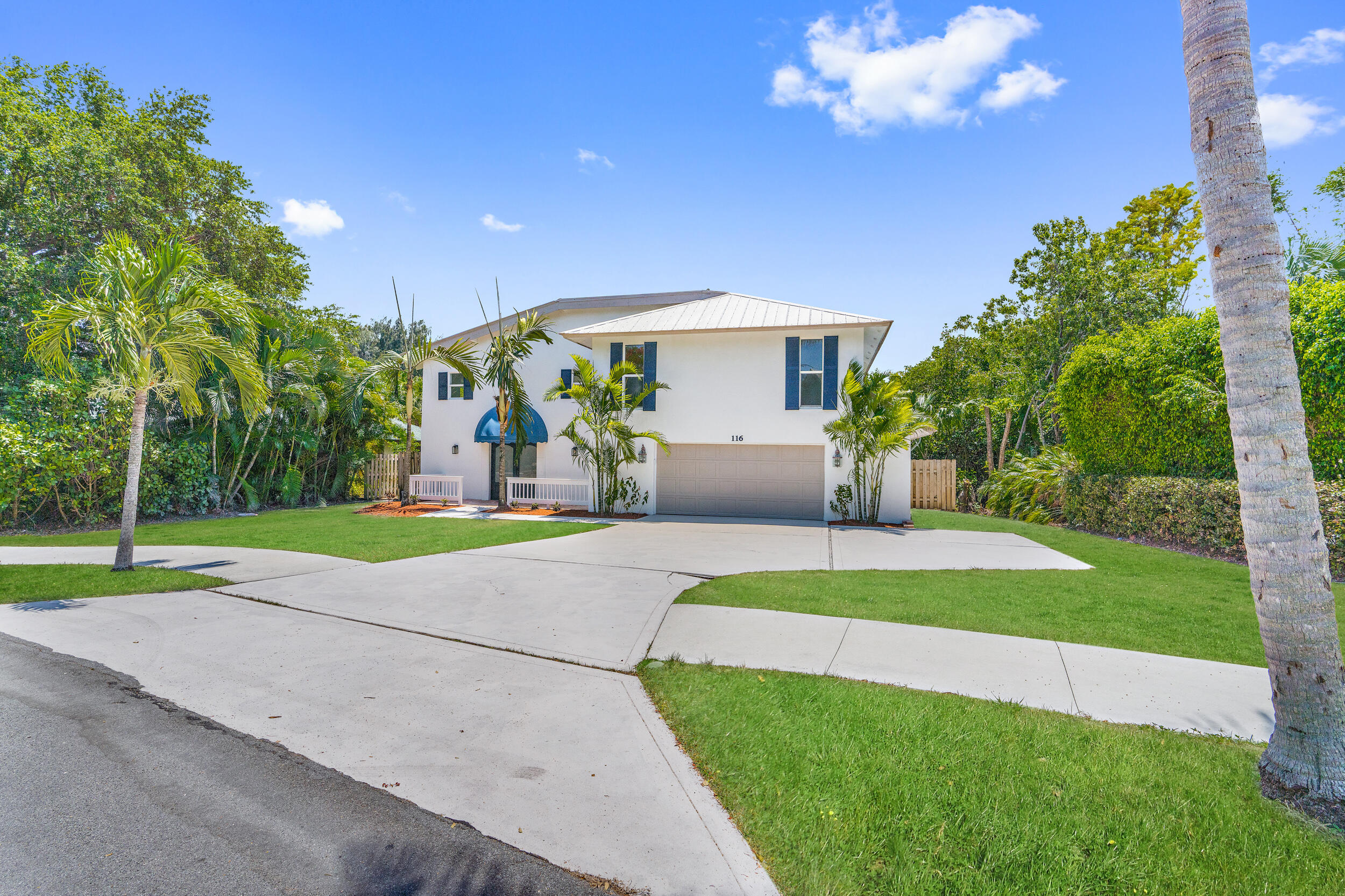 116 Southeast Villas Street Stuart, FL 34994 - Photo 2 of 25 116 SE Villas St-3 (1)