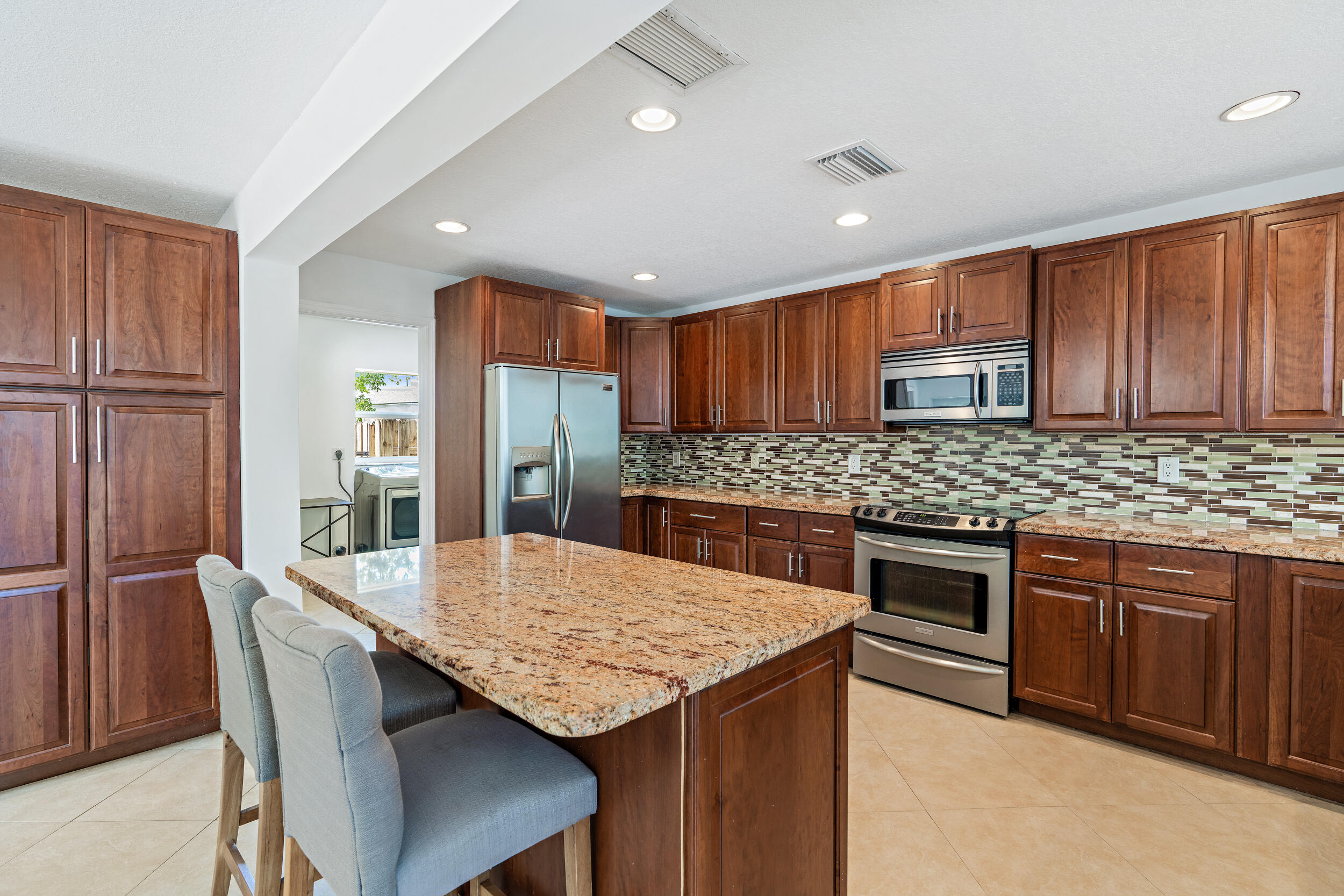 116 Southeast Villas Street Stuart, FL 34994 - Photo 7 of 25 116 SE Villas St-15