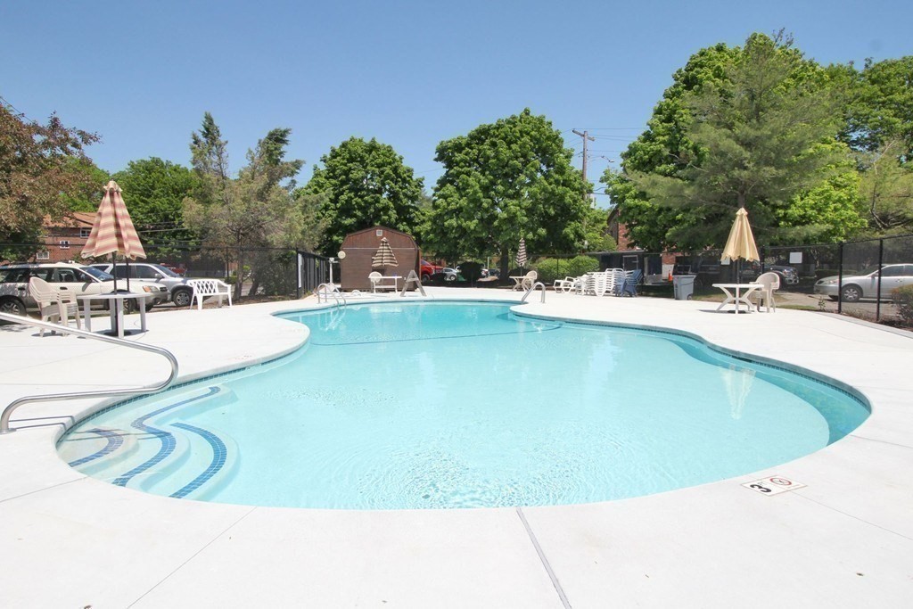 74 Bryon Road, Unit 6 Chestnut Hill, MA 02467 - Photo 10 of 13