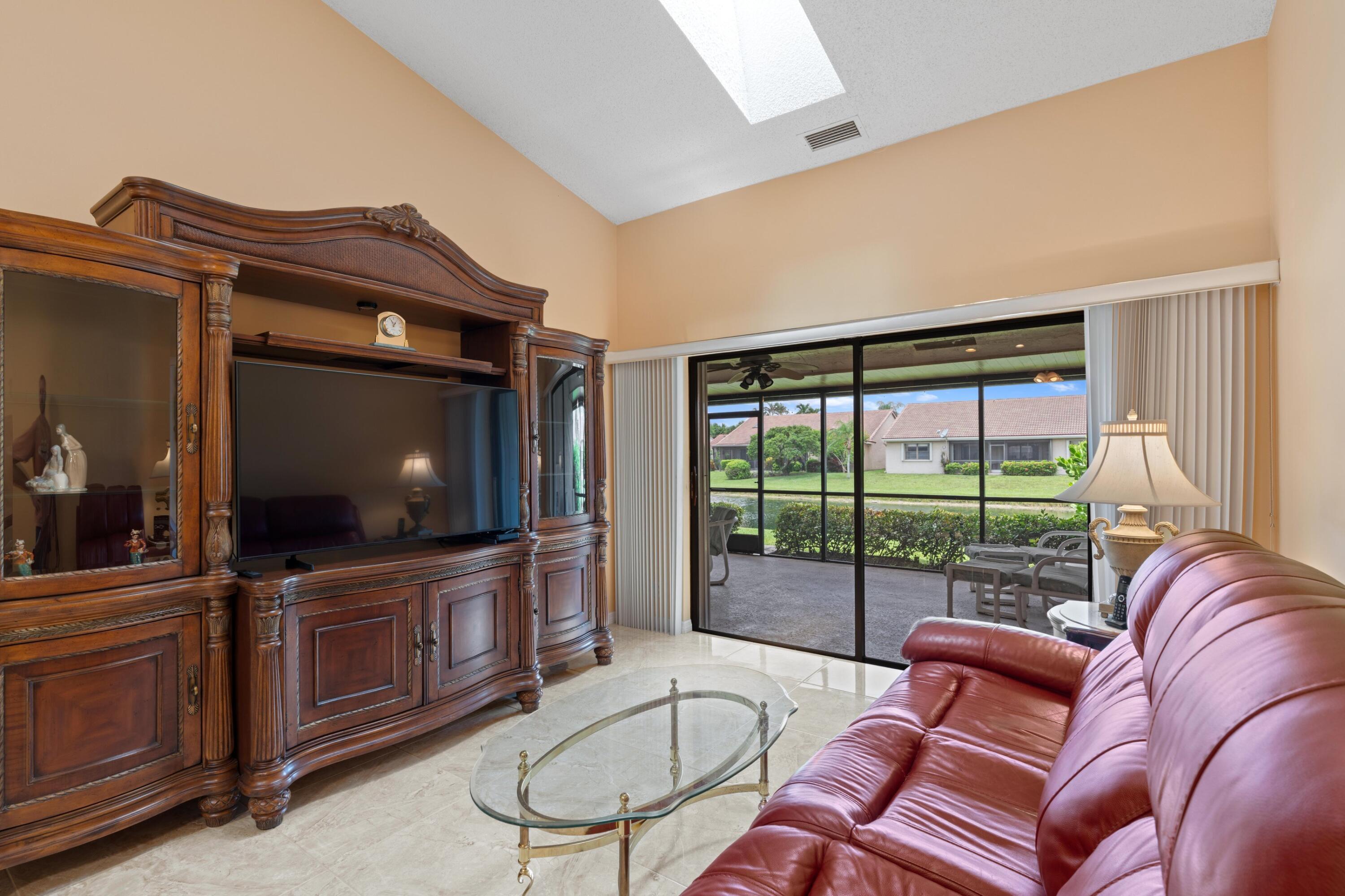 8681 Eagle Run Drive Boca Raton, FL 33434 - Photo 11 of 41 Family Room