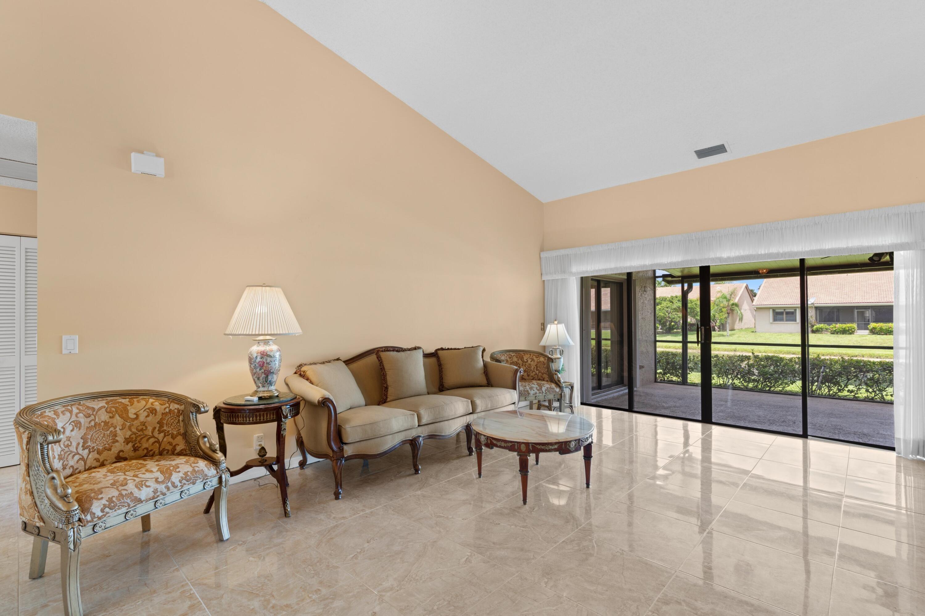 8681 Eagle Run Drive Boca Raton, FL 33434 - Photo 6 of 41 Living Room