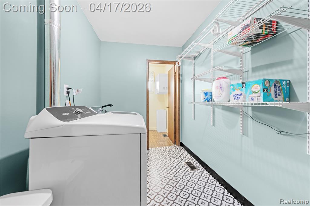 19534 Coachwood Road Riverview, MI 48193 - Photo 24 of 47