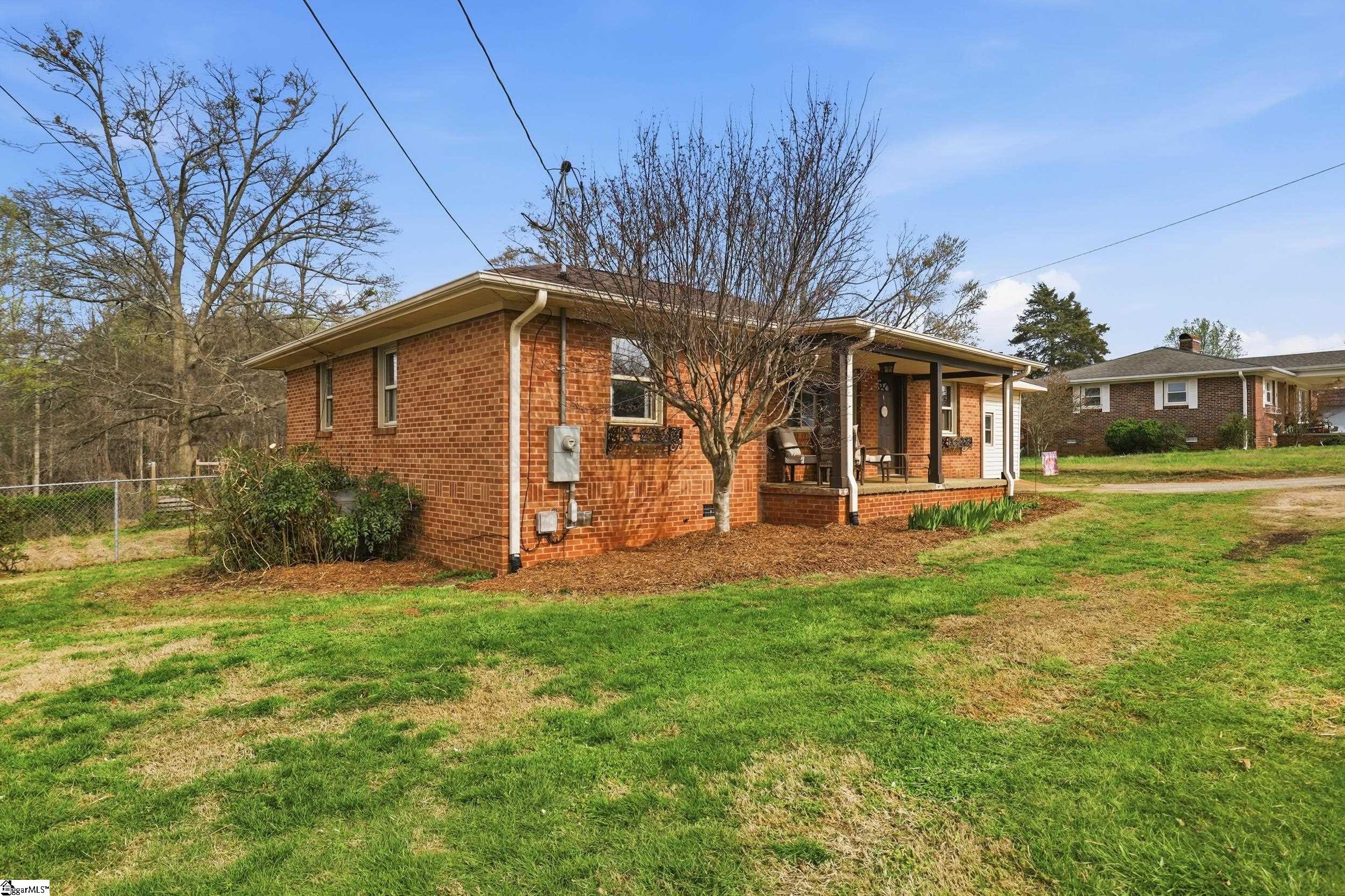 1406 Geer Highway Travelers Rest, SC 29690 - Photo 24 of 32