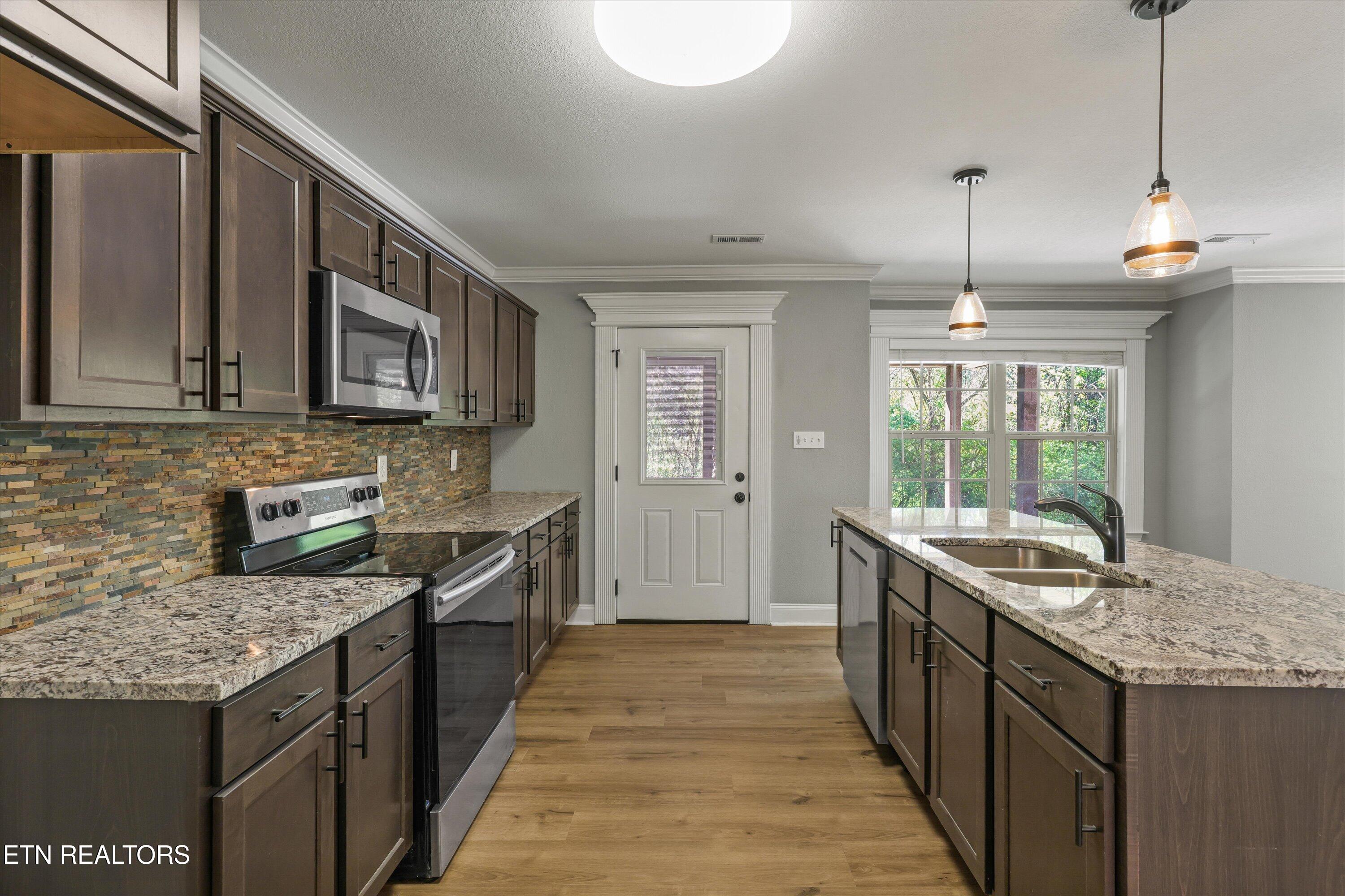 720 Hunter Crest Road Maryville, TN 37803 - Photo 14 of 38 14-720 Hunter Crst Rd10