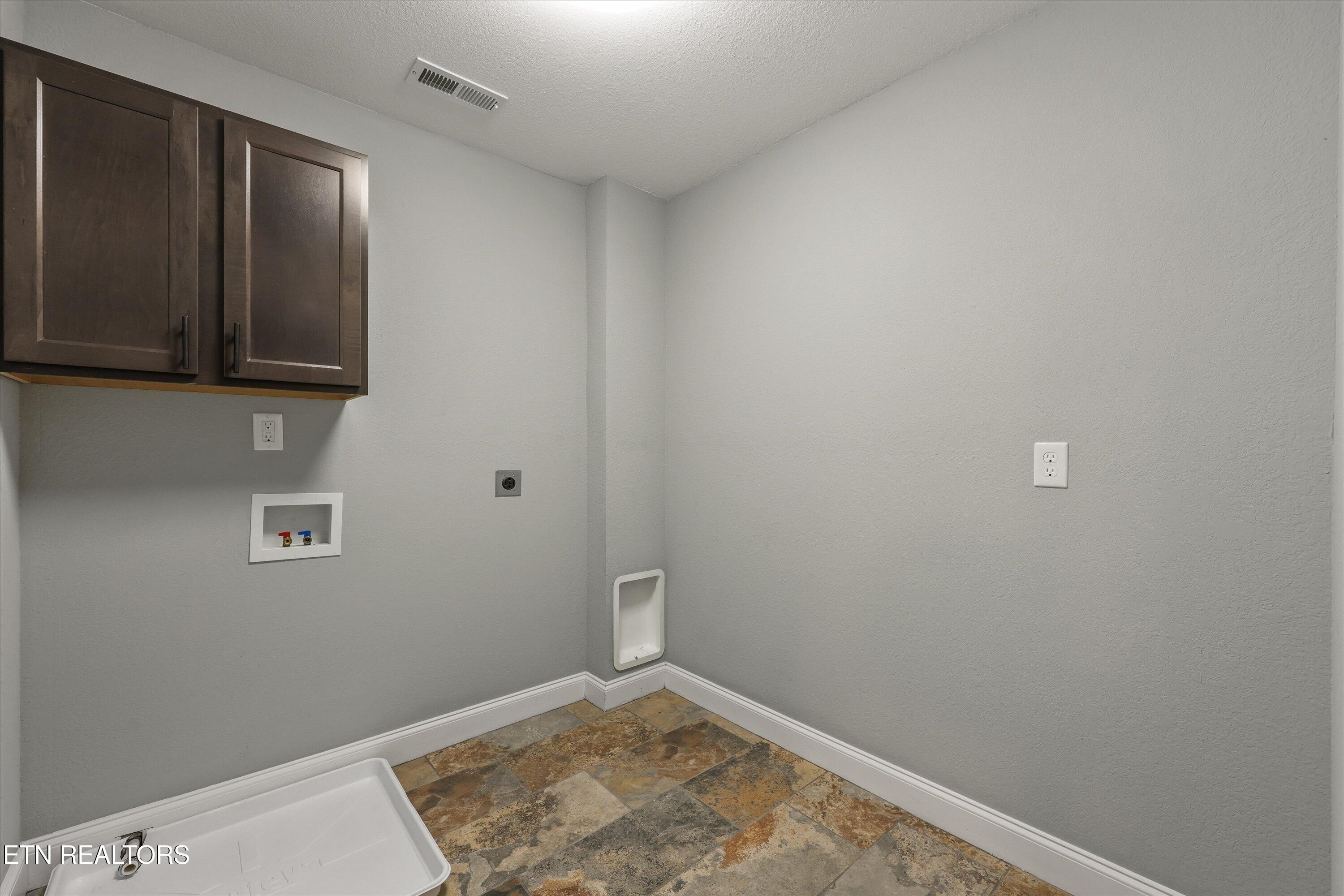 720 Hunter Crest Road Maryville, TN 37803 - Photo 19 of 38 19-720 Hunter Crst Rd15