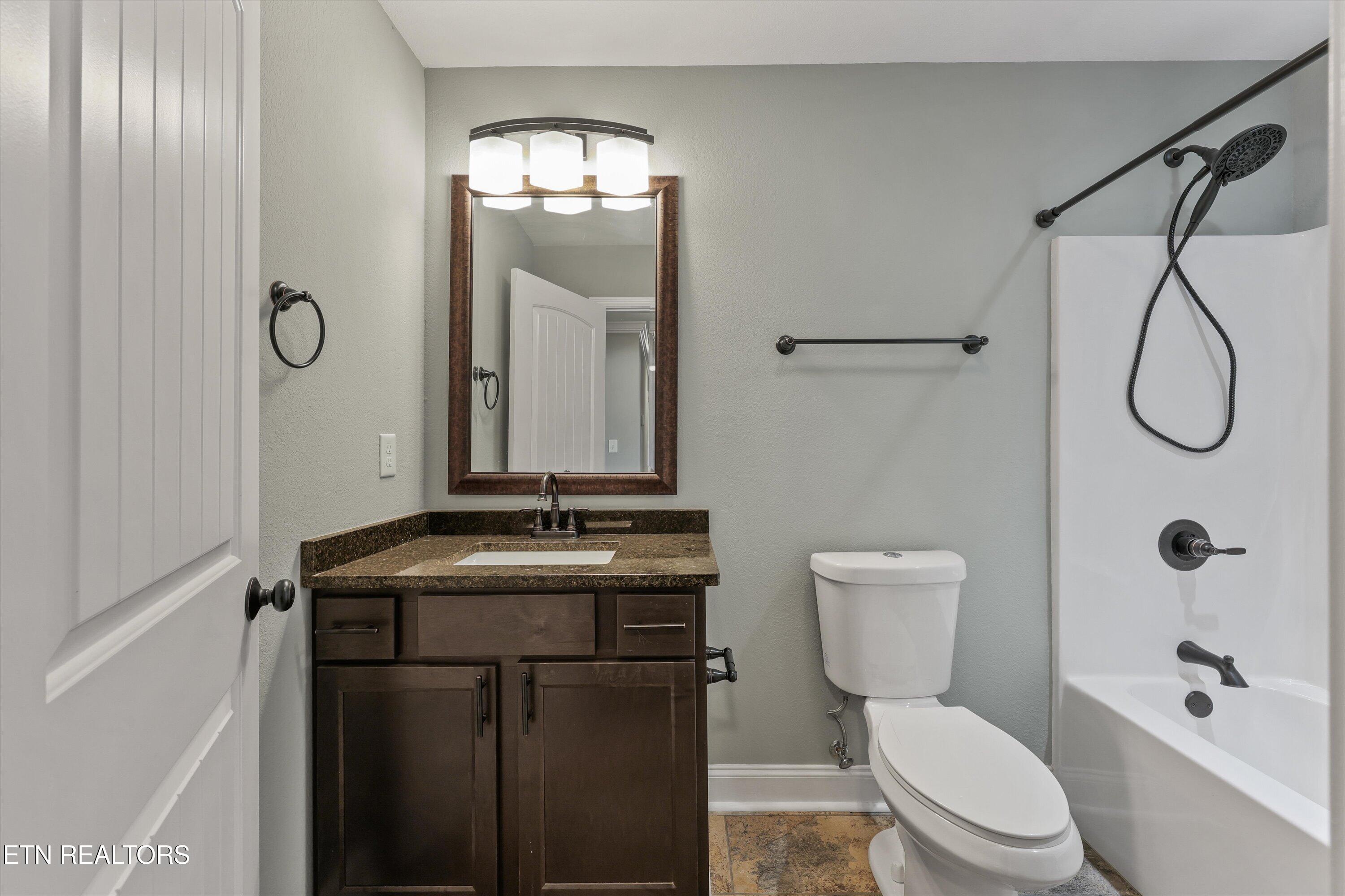 720 Hunter Crest Road Maryville, TN 37803 - Photo 20 of 38 20-720 Hunter Crst Rd16