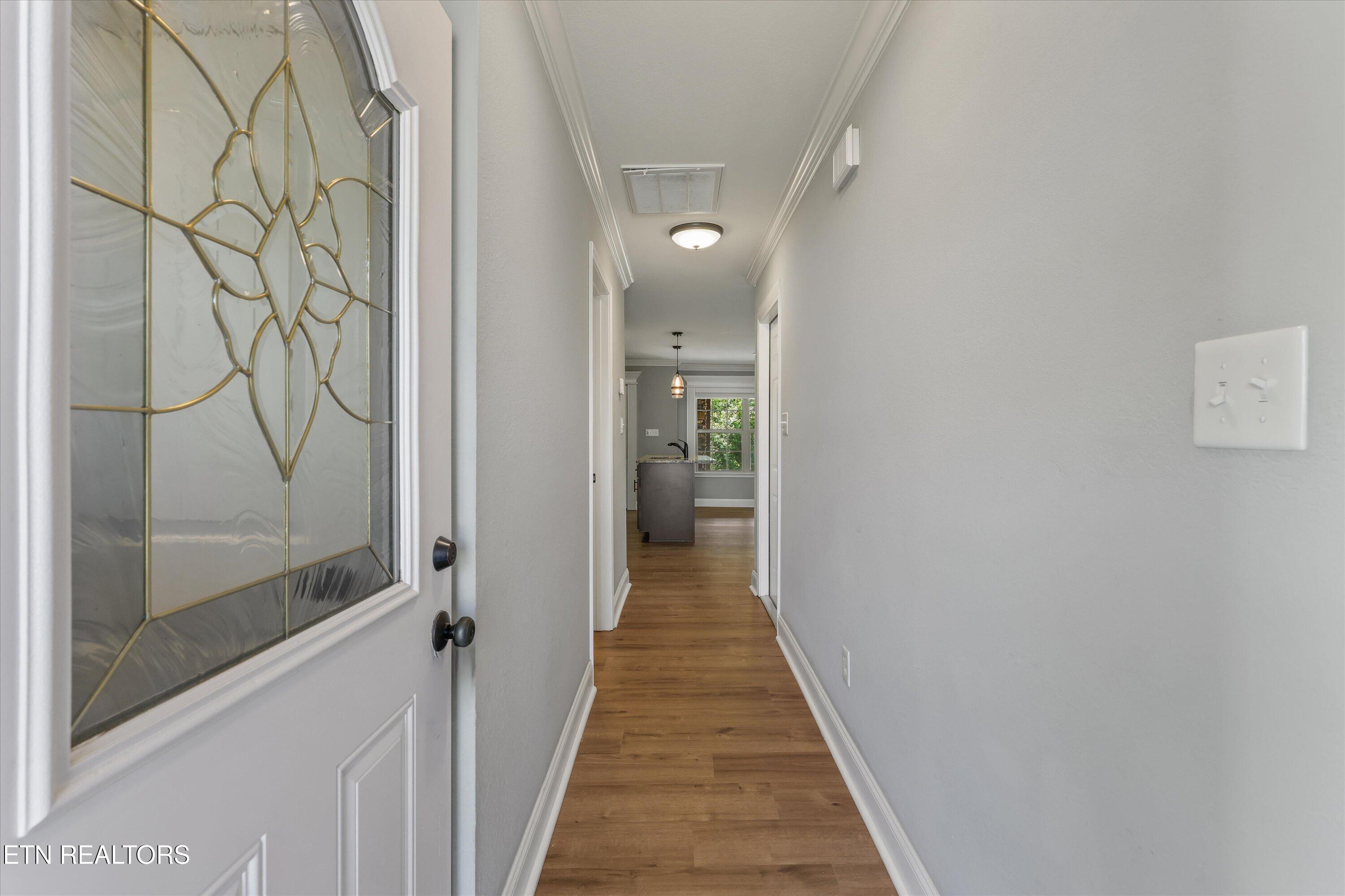 720 Hunter Crest Road Maryville, TN 37803 - Photo 6 of 38 06-720 Hunter Crst Rd01