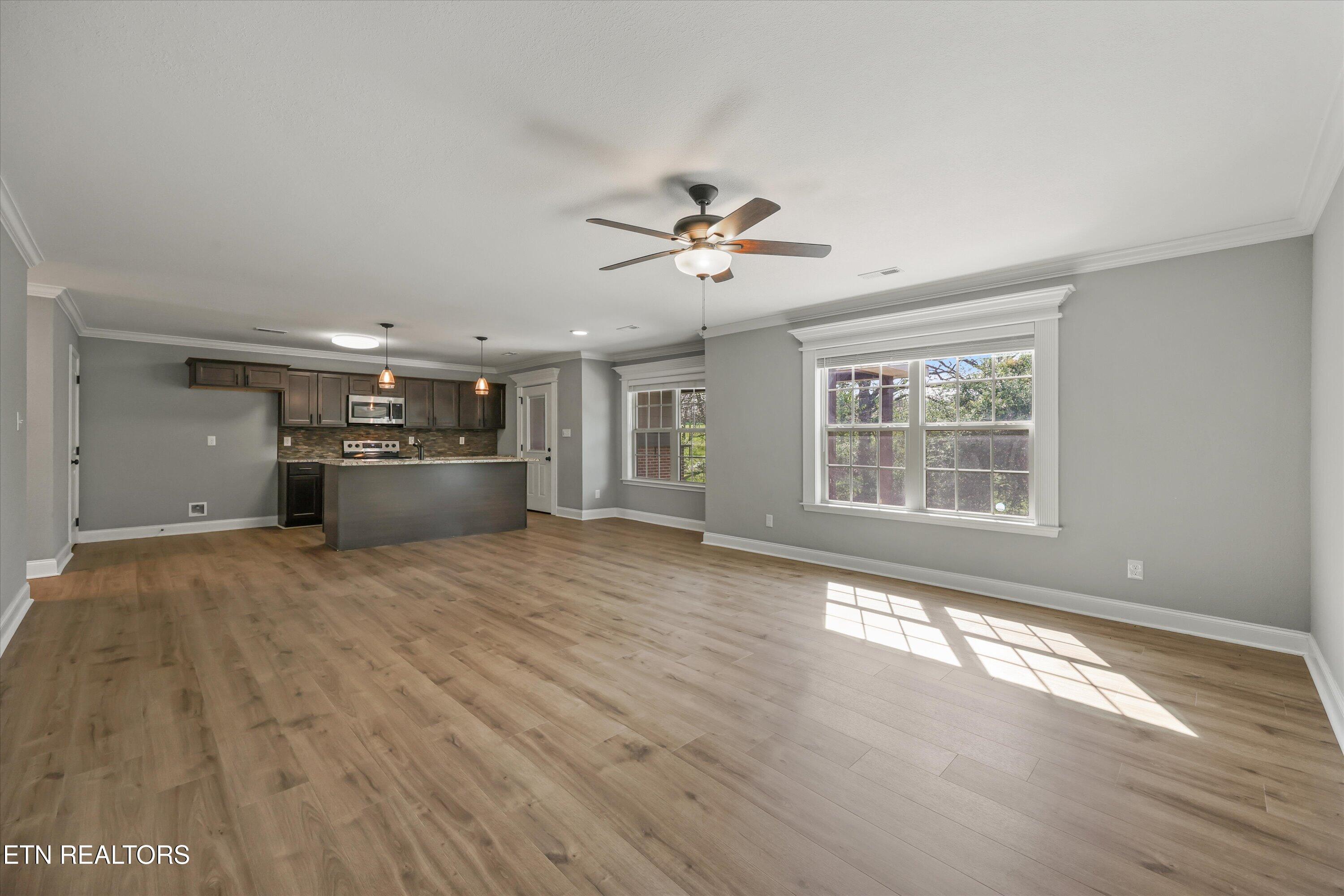 720 Hunter Crest Road Maryville, TN 37803 - Photo 8 of 38 08-720 Hunter Crst Rd04