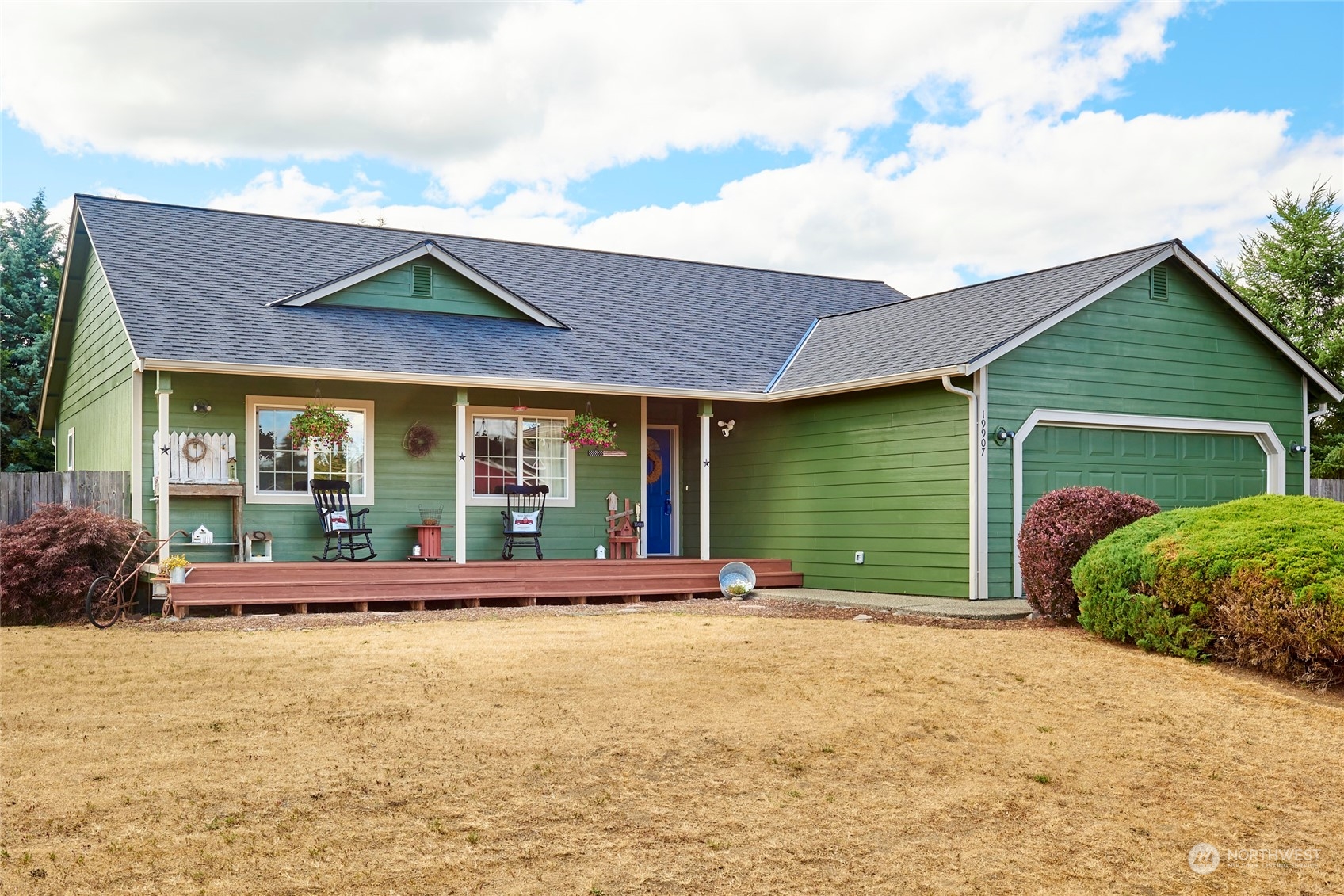 19907 Tahoma Circle Southwest Rochester, WA 98579 - Photo 2 of 38 Gallery Image 2