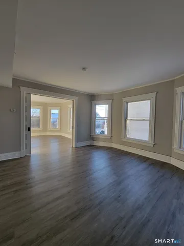 $1,195 | 187 Hart Street, New Britain, CT 06052