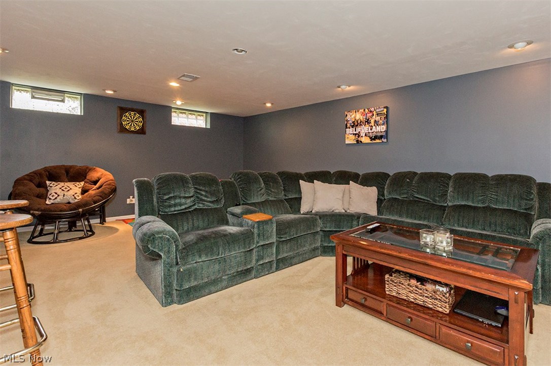 4843 South Sedgewick Road Cleveland, OH 44124 - Photo 20 of 24 Gallery Image 20