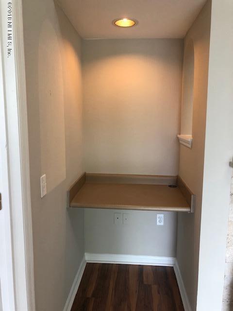 8550 Touchton Road, Unit 938 Jacksonville, FL 32216 - Photo 20 of 32 a view of room