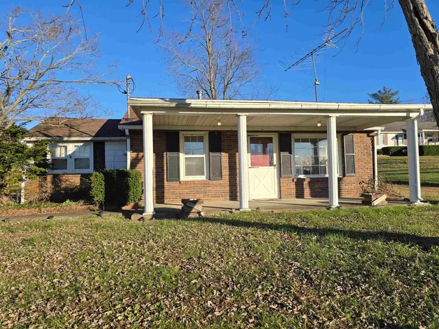 $85,000 | 550 Old Broughton Road, Eldorado, IL 62930