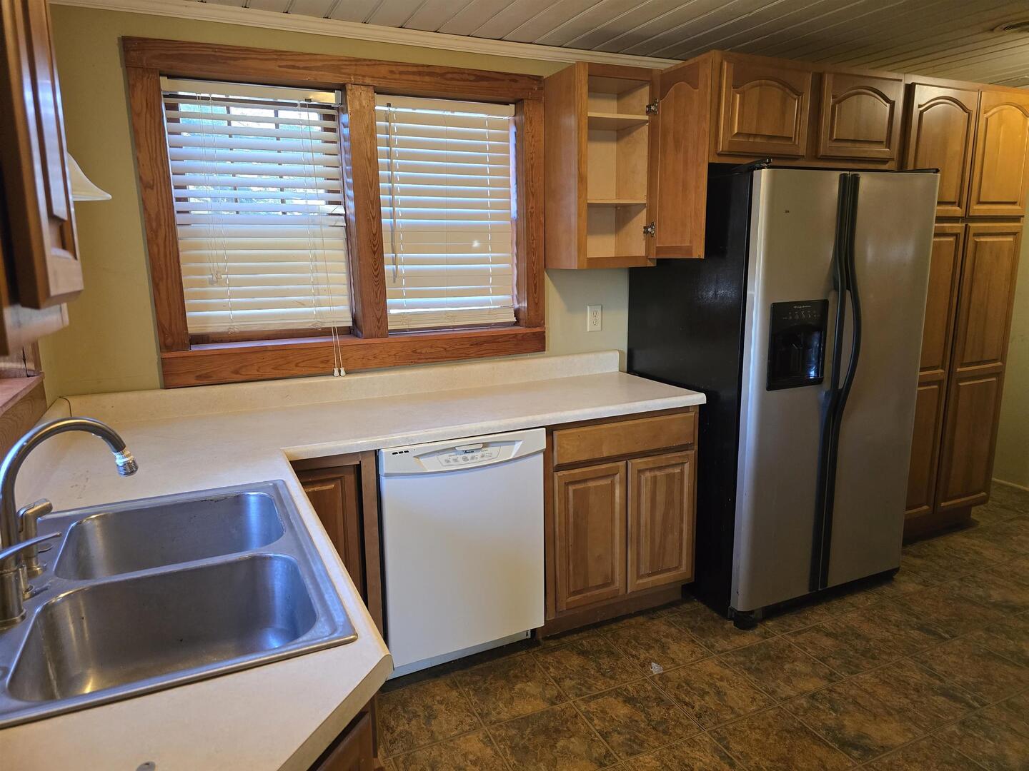 550 Old Broughton Road Eldorado, IL 62930 - Photo 13 of 23 Gallery Image 13