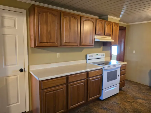 $85,000 | 550 Old Broughton Road, Eldorado, IL 62930