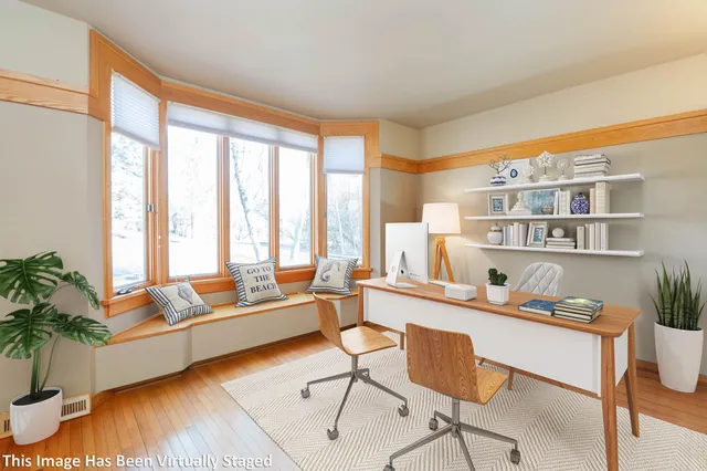 $750,000 | W318N1045 Huckleberry Way, Delafield, WI 53018