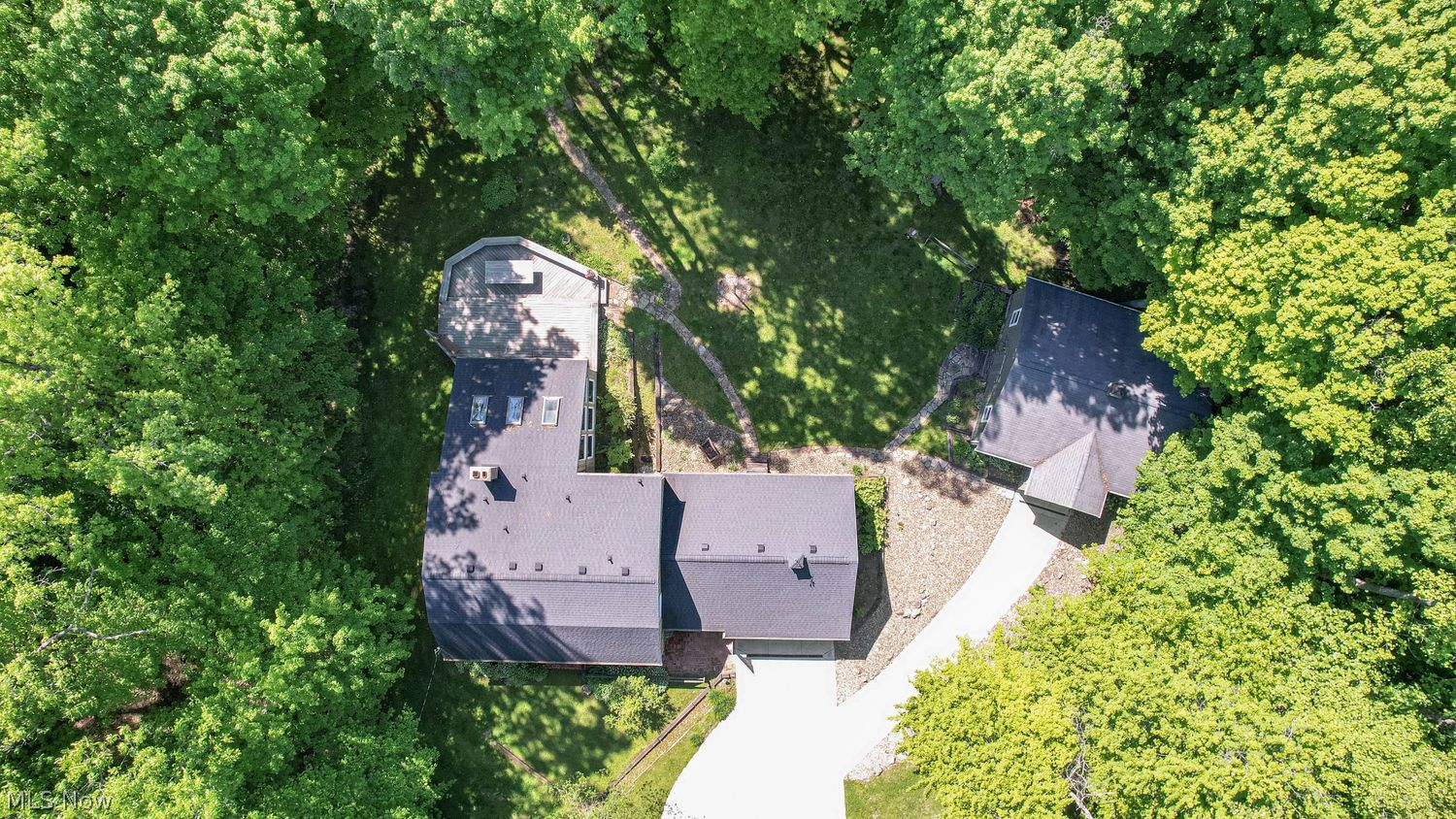 3530 Cook Road Medina, OH 44256 - Photo 9 of 44
