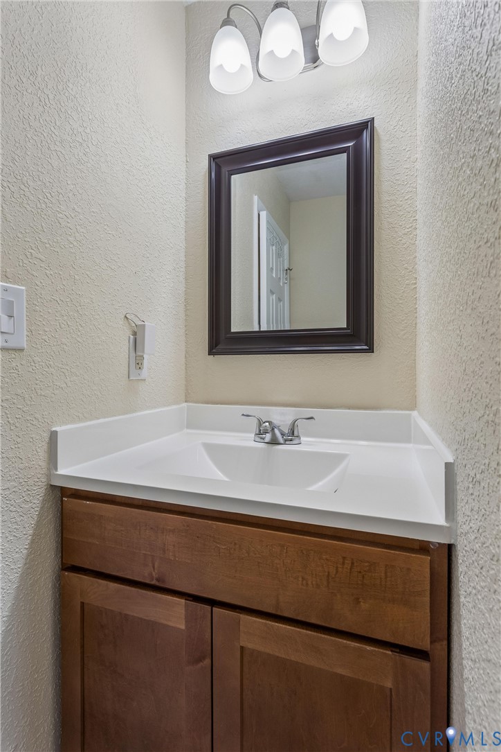 6 Barnes Court Hampton, VA 23664 - Photo 25 of 38