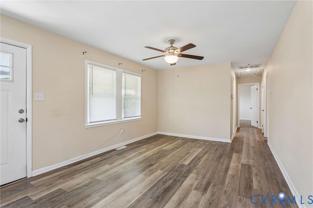 6 Barnes Court Hampton, VA 23664 - Photo 5 of 38