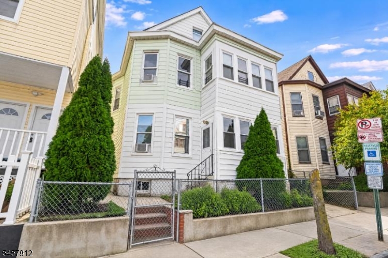 262 Harrison Street Paterson, NJ 07501 - Photo 34 of 34 Gallery Image 34