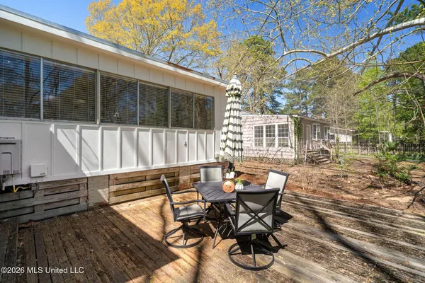 $229,000 | 1005 South Jackson Street, Brookhaven, MS 39601