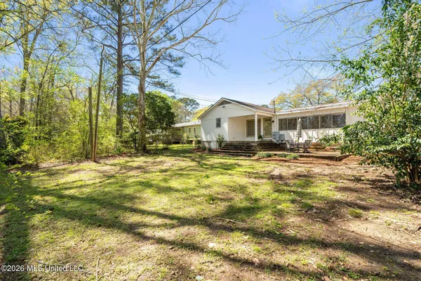 $229,000 | 1005 South Jackson Street, Brookhaven, MS 39601