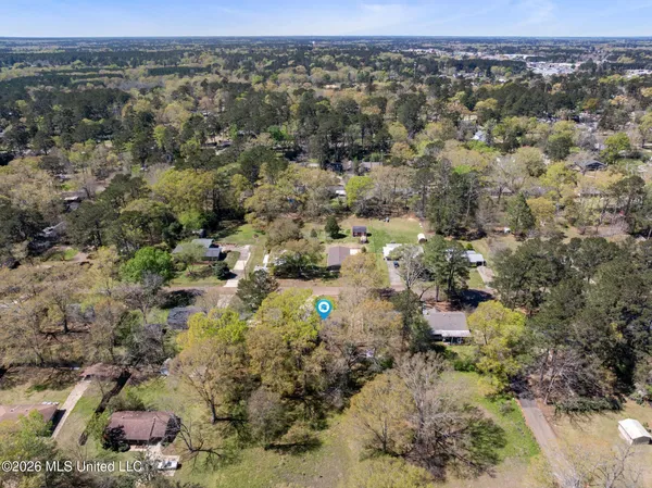 $229,000 | 1005 South Jackson Street, Brookhaven, MS 39601