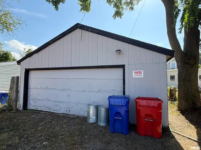 $109,900 | 1219 East Moneta Avenue, Peoria Heights, IL 61616