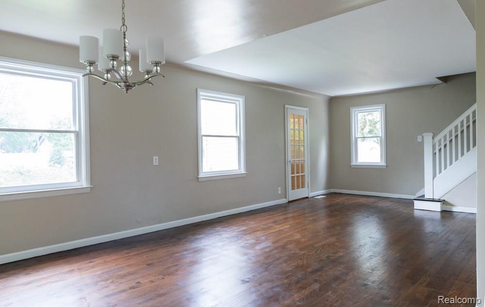 13217 Frazho Road Warren, MI 48089 - Photo 8 of 48