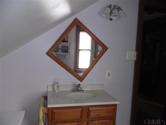 863 Thompson Street Schenectady, NY 12306 - Photo 13 of 24 Photo 13