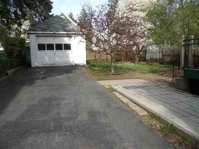 863 Thompson Street Schenectady, NY 12306 - Photo 24 of 24 Off street, garage parking!