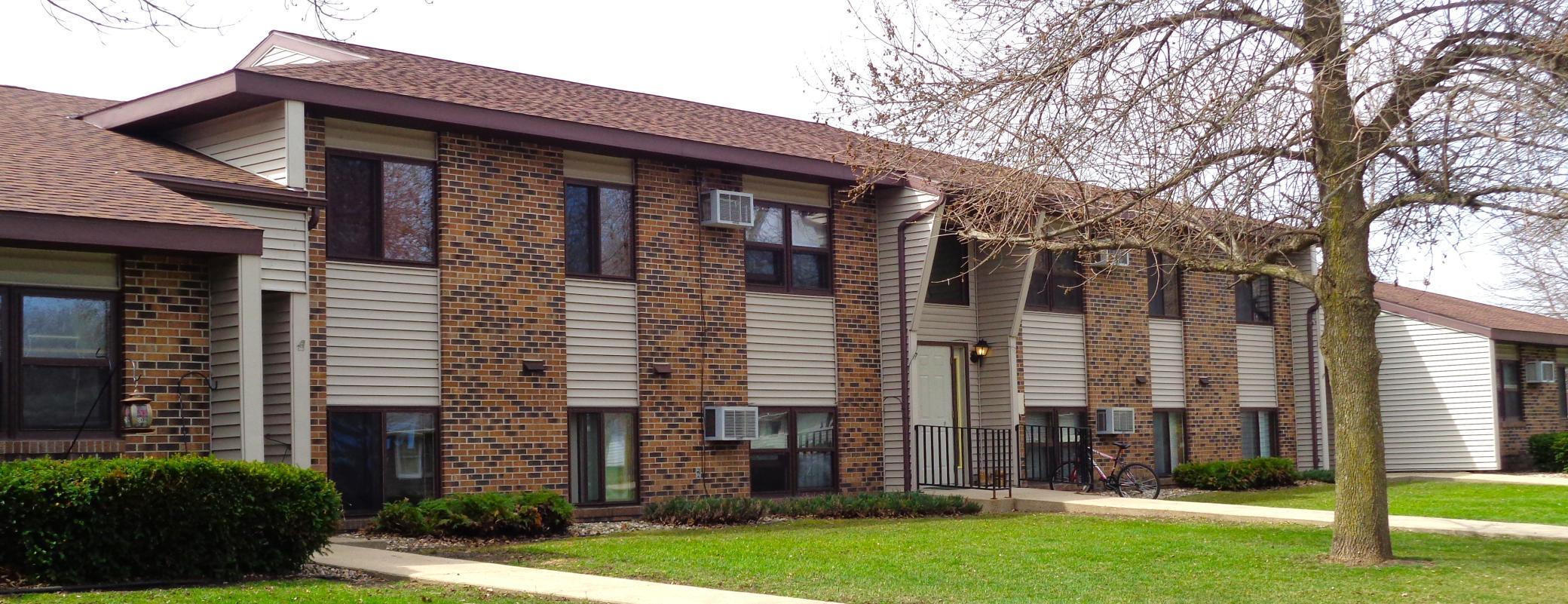 200 10th Avenue Southeast, Unit C1 Fairfax, MN 55332 - Photo 1 of 15