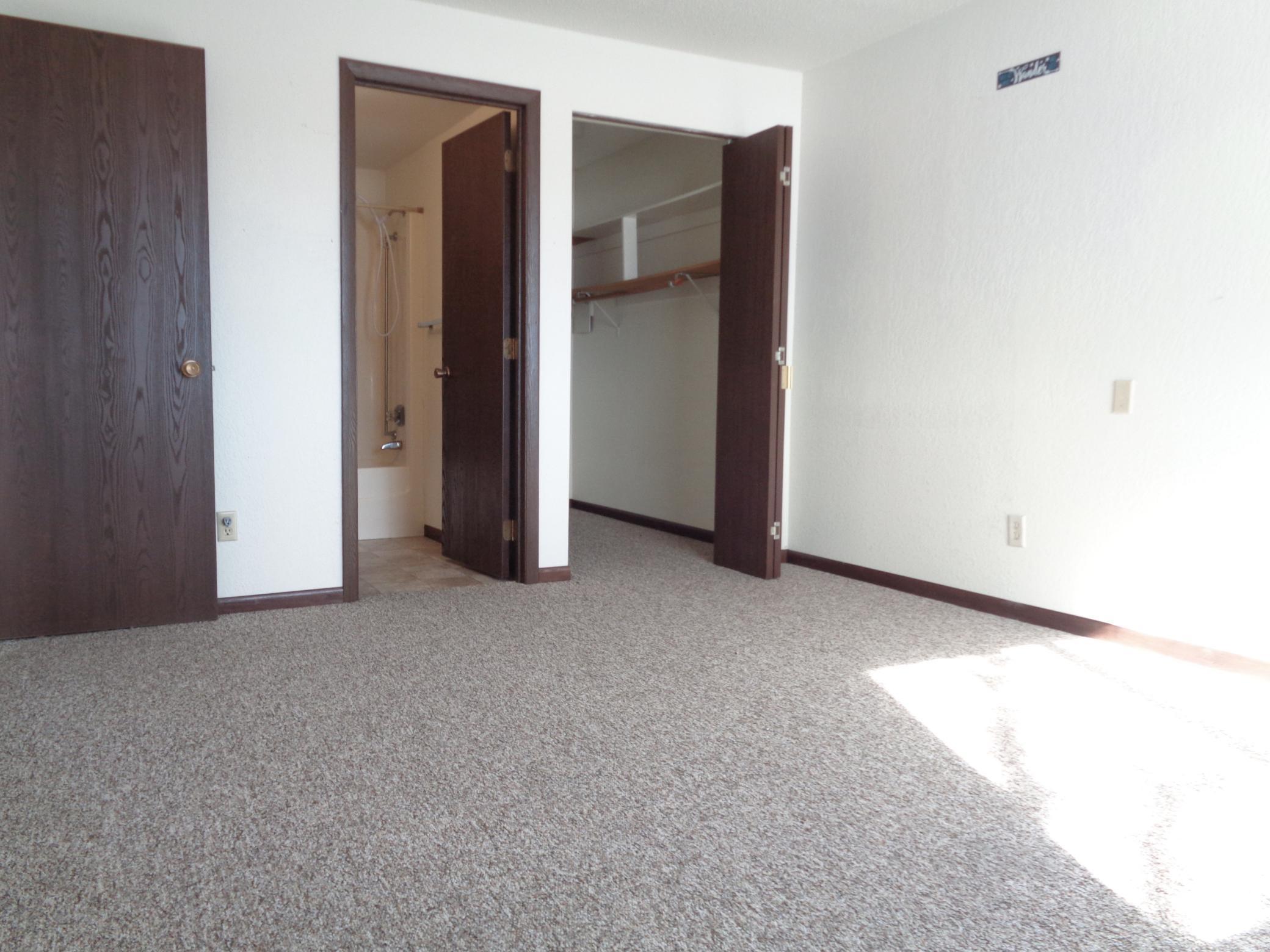 200 10th Avenue Southeast, Unit C1 Fairfax, MN 55332 - Photo 8 of 15