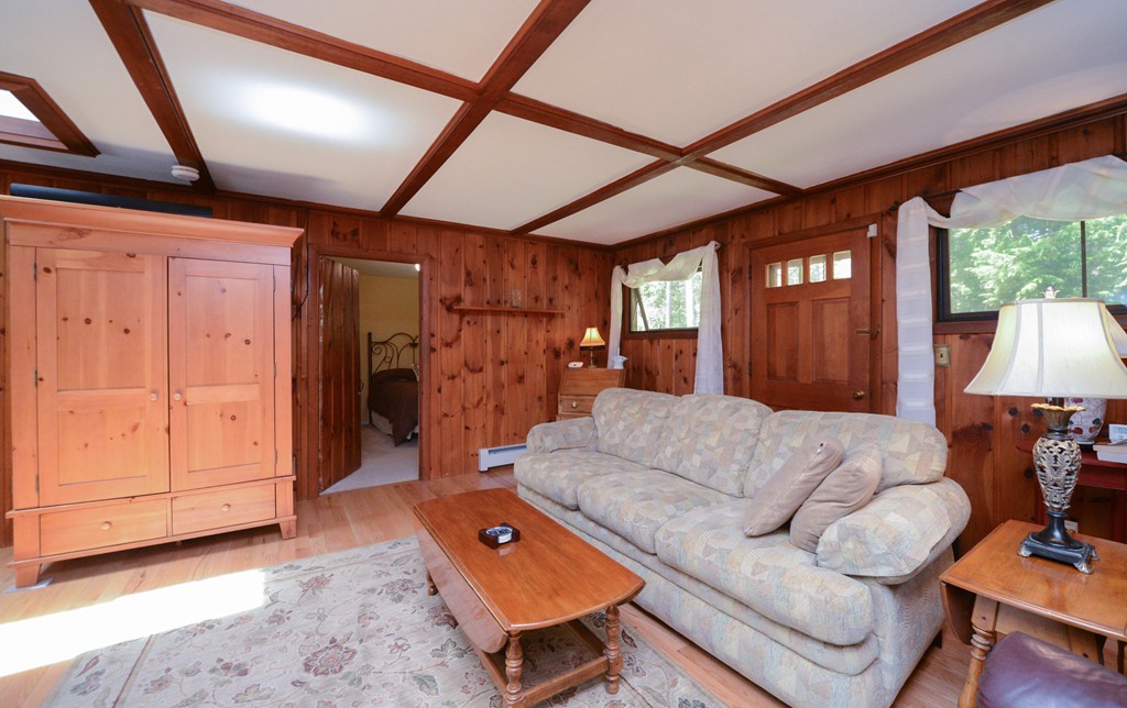 329 Pinedale Road Athol, MA 01331 - Photo 2 of 30