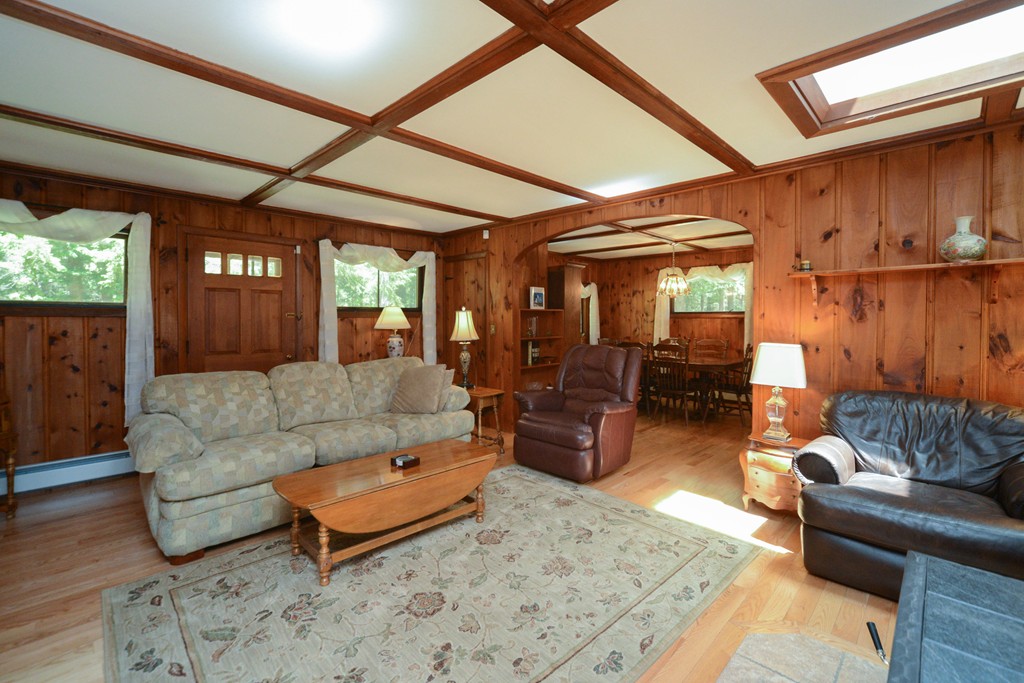 329 Pinedale Road Athol, MA 01331 - Photo 3 of 30