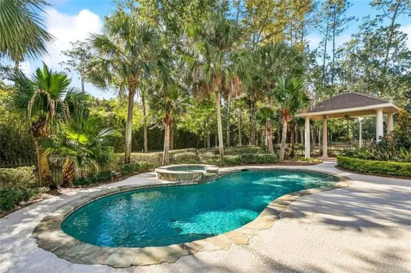 $2,025,000 | 6 Finch Lane, Mandeville, LA 70471