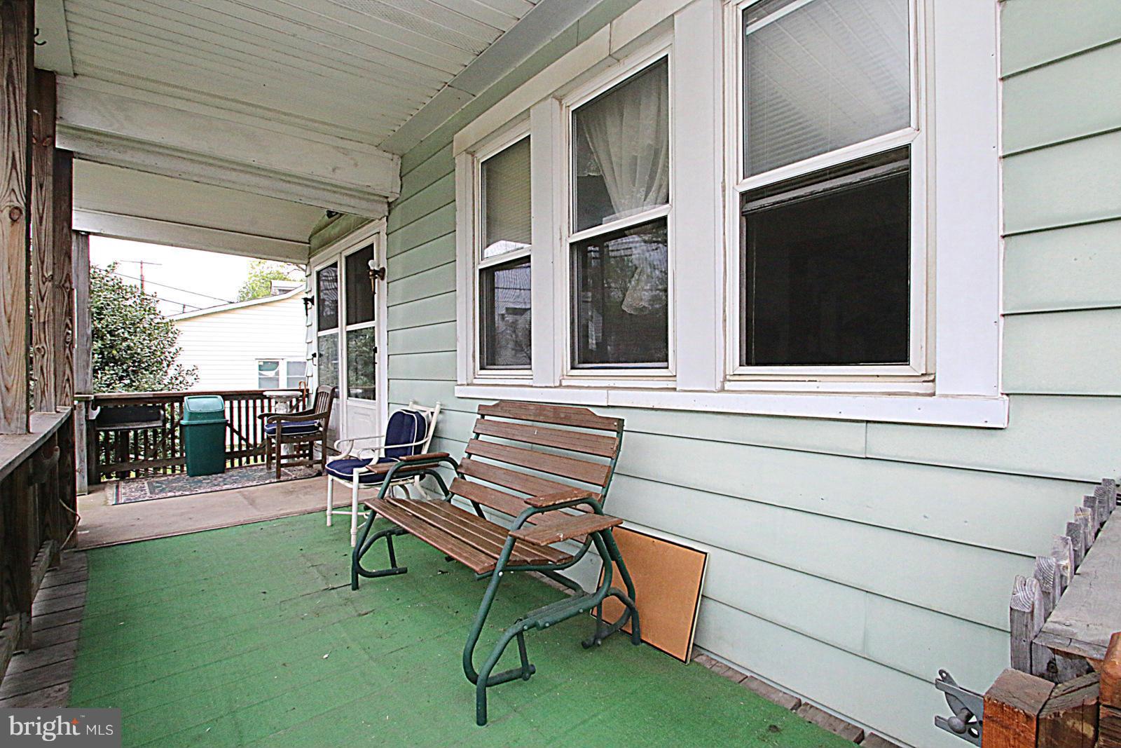 Covered Front Porch
