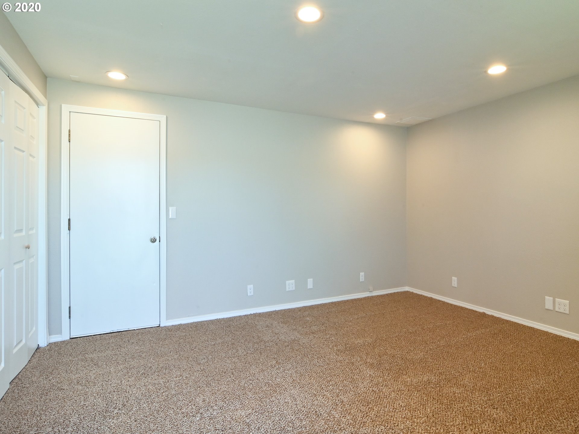 2280 L Street Springfield, OR 97477 - Photo 14 of 32