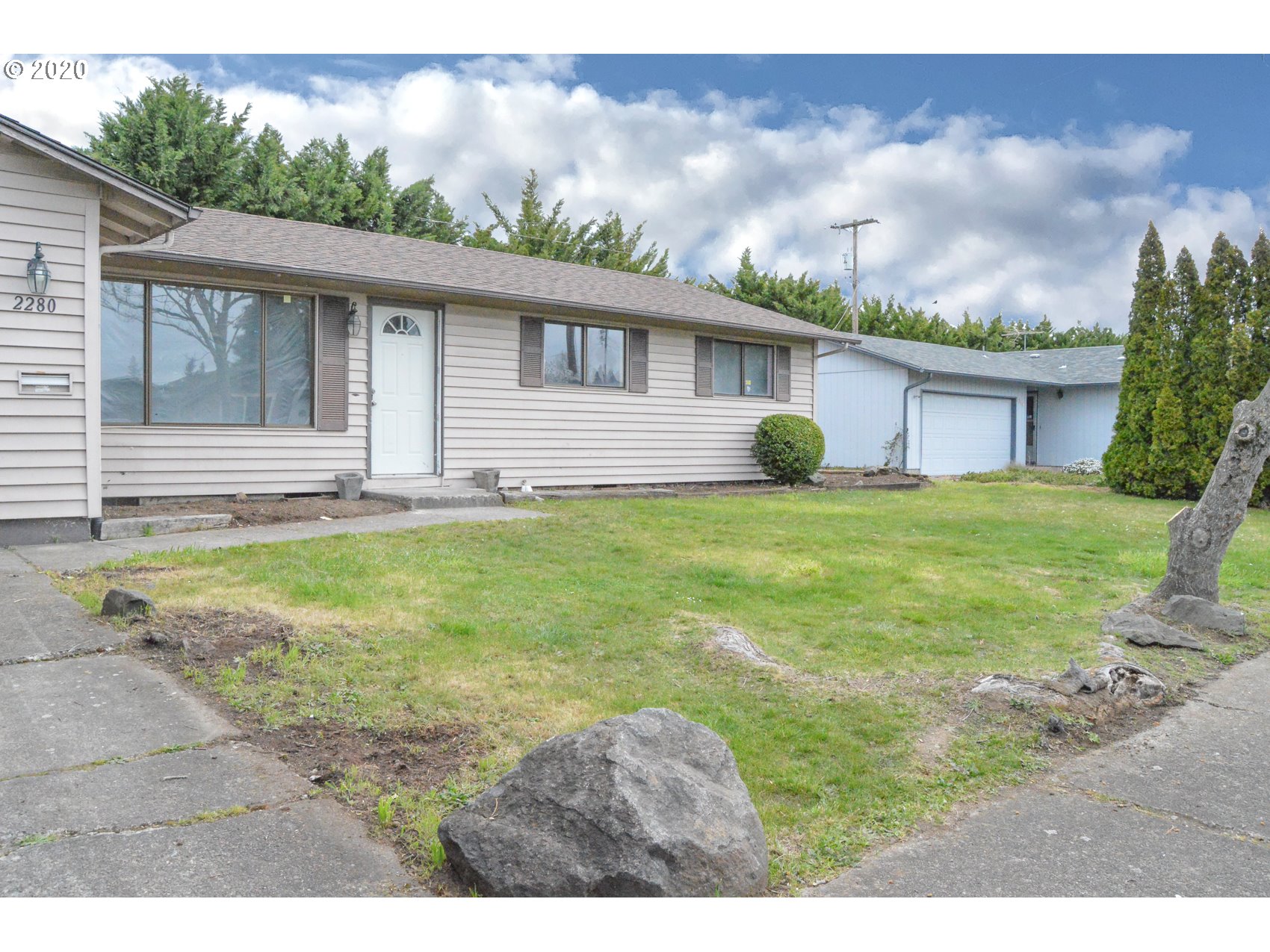 2280 L Street Springfield, OR 97477 - Photo 3 of 32