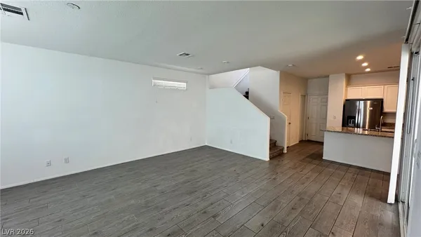 $2,298 | 10563 Sariah Skye Avenue, Las Vegas, NV 89166