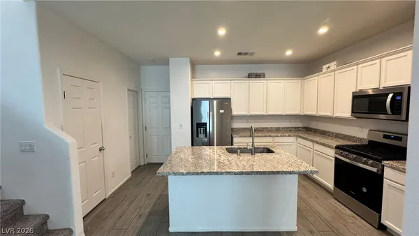 $2,298 | 10563 Sariah Skye Avenue, Las Vegas, NV 89166