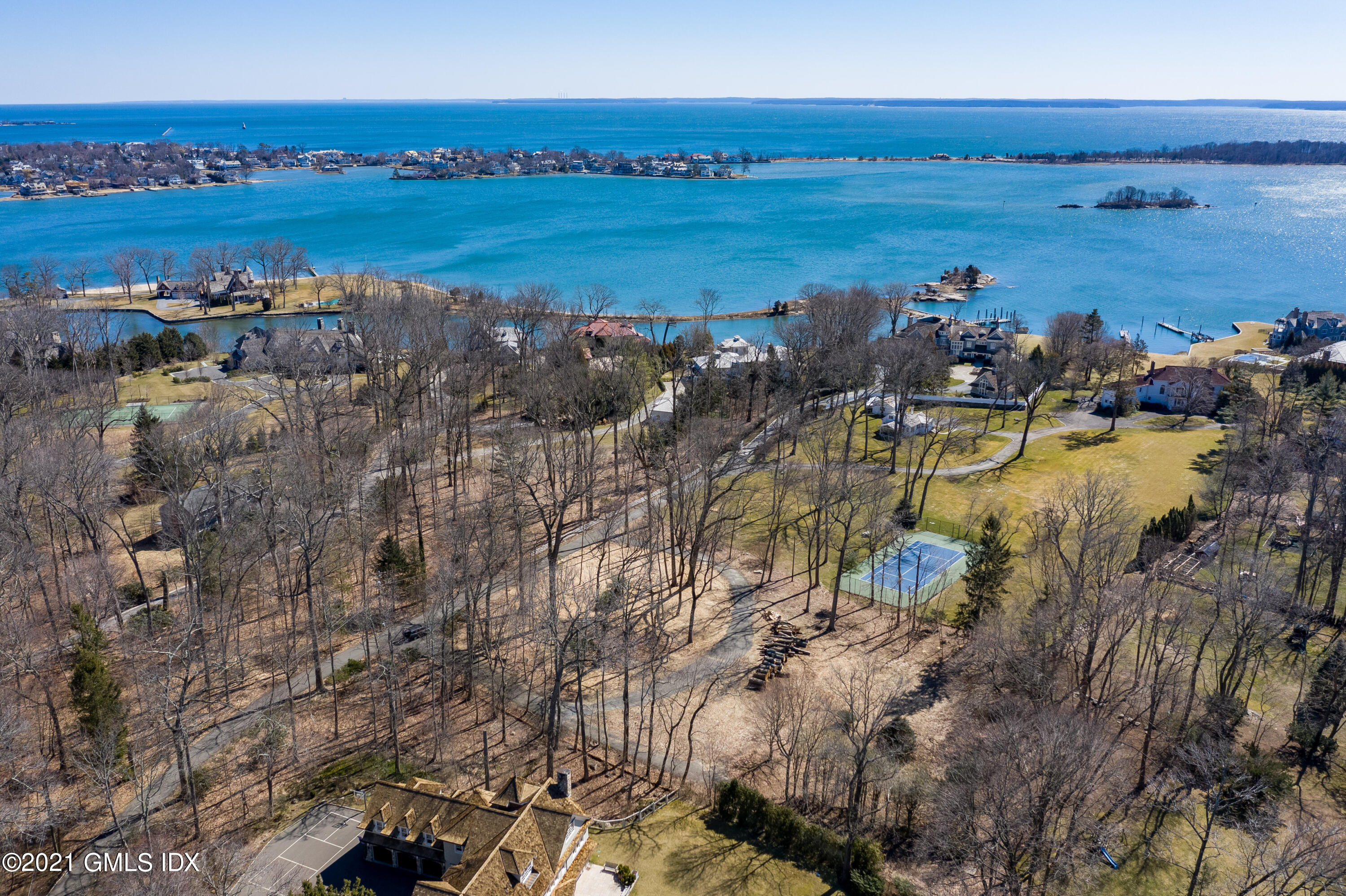 26 Red Top Road Riverside, CT 06878 - Photo 6 of 8 a view of a city with an ocean