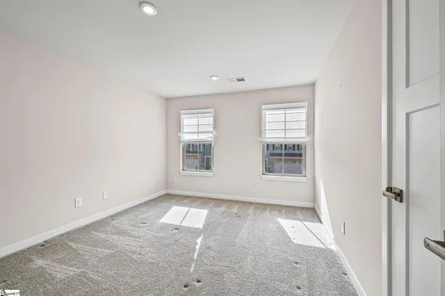 $284,900 | 518 Martin Crk Drive, Simpsonville, SC 29680