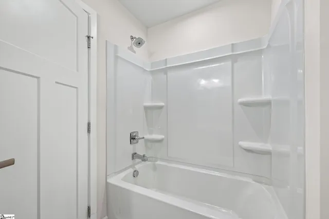 $284,900 | 518 Martin Crk Drive, Simpsonville, SC 29680