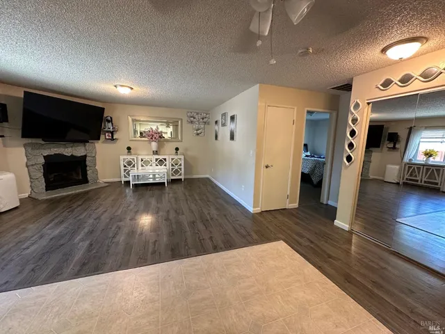 $449,900 | 713 Blair Place, Santa Rosa, CA 95401