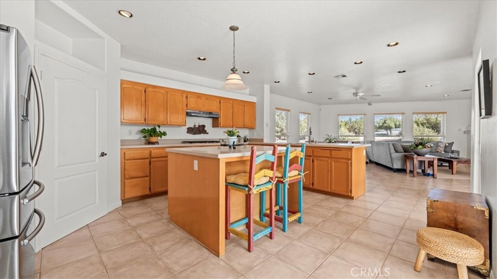6976 Cataba Road Oak Hills, CA 92344 - Photo 13 of 47