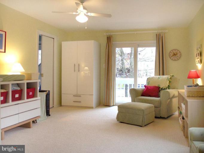 10922 Thanlet Lane Reston, VA 20190 - Photo 26 of 30 Bedroom #2