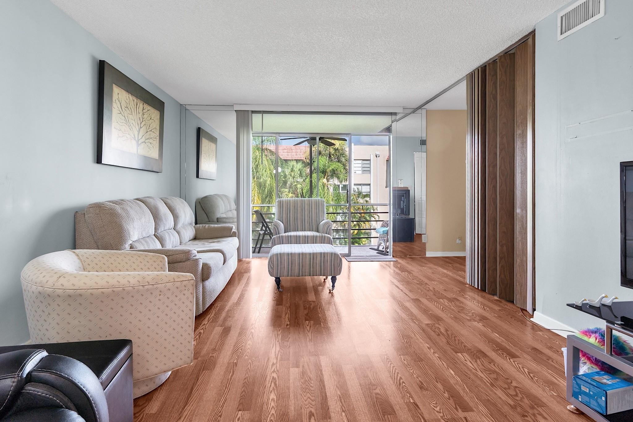 3776 Inverrary Boulevard, Unit 308R Lauderhill, FL 33319 - Photo 12 of 43 Photo 11