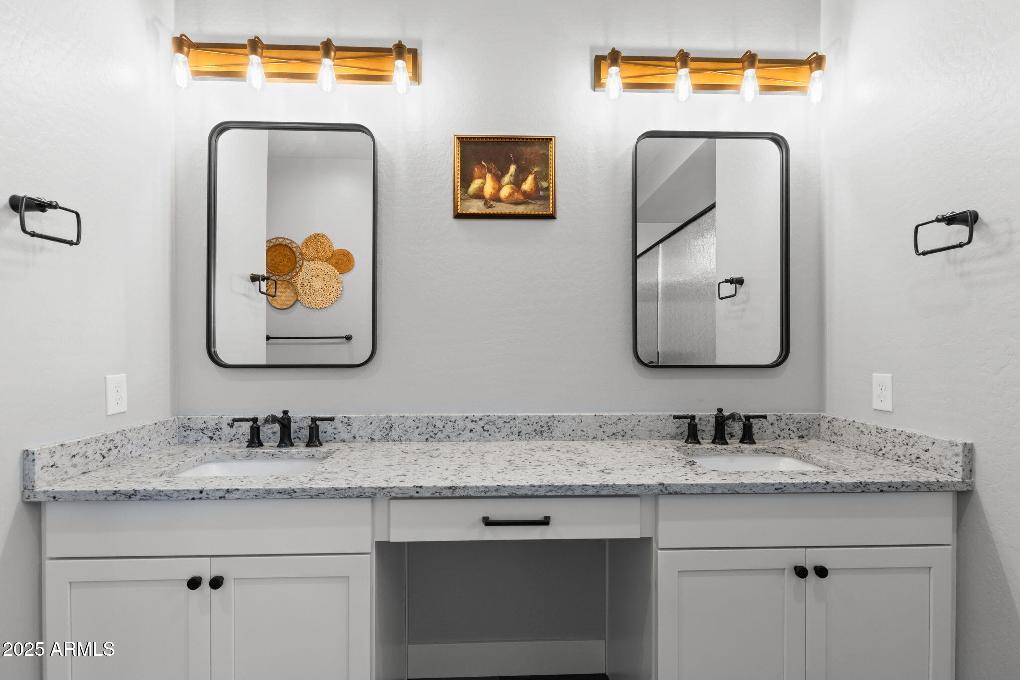 3818 East Appaloosa Road Gilbert, AZ 85296 - Photo 41 of 55 Primary Bathroom