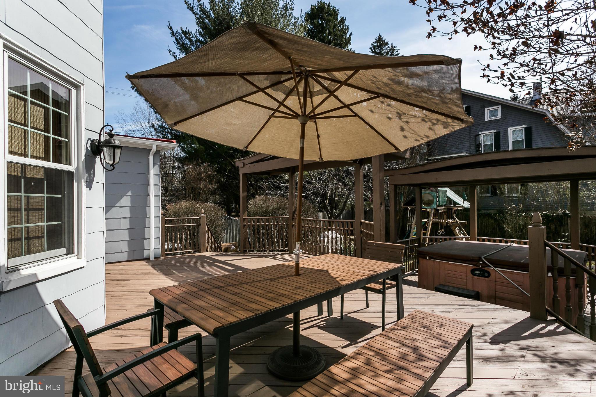 5620 Pimlico Road Baltimore, MD 21209 - Photo 27 of 30 Over sized deck
